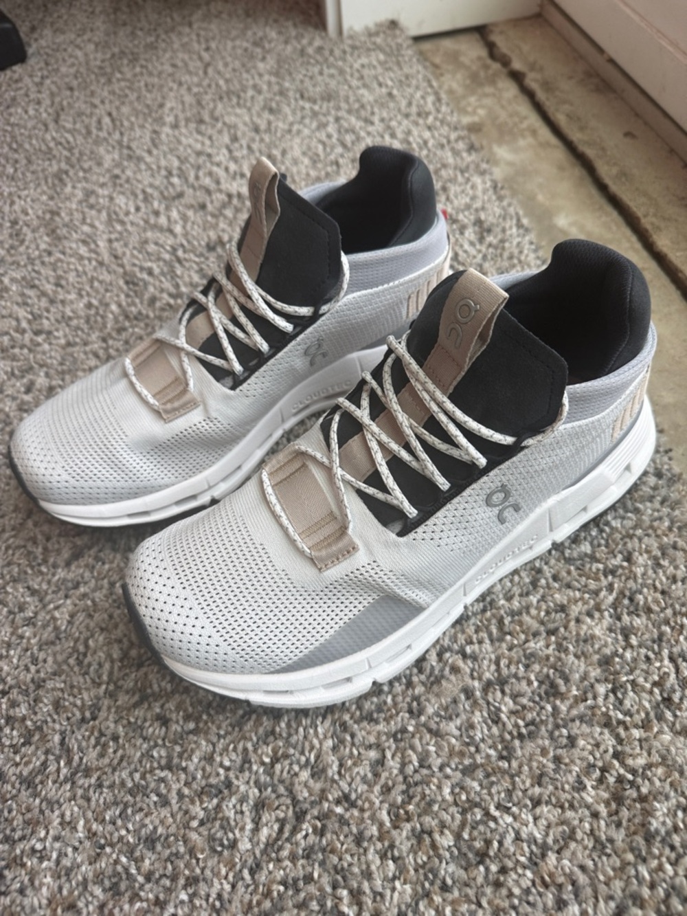 On Running Cloudnova Running Shoes (Womens) Size 8 - White Sand - Picture 2 of 10